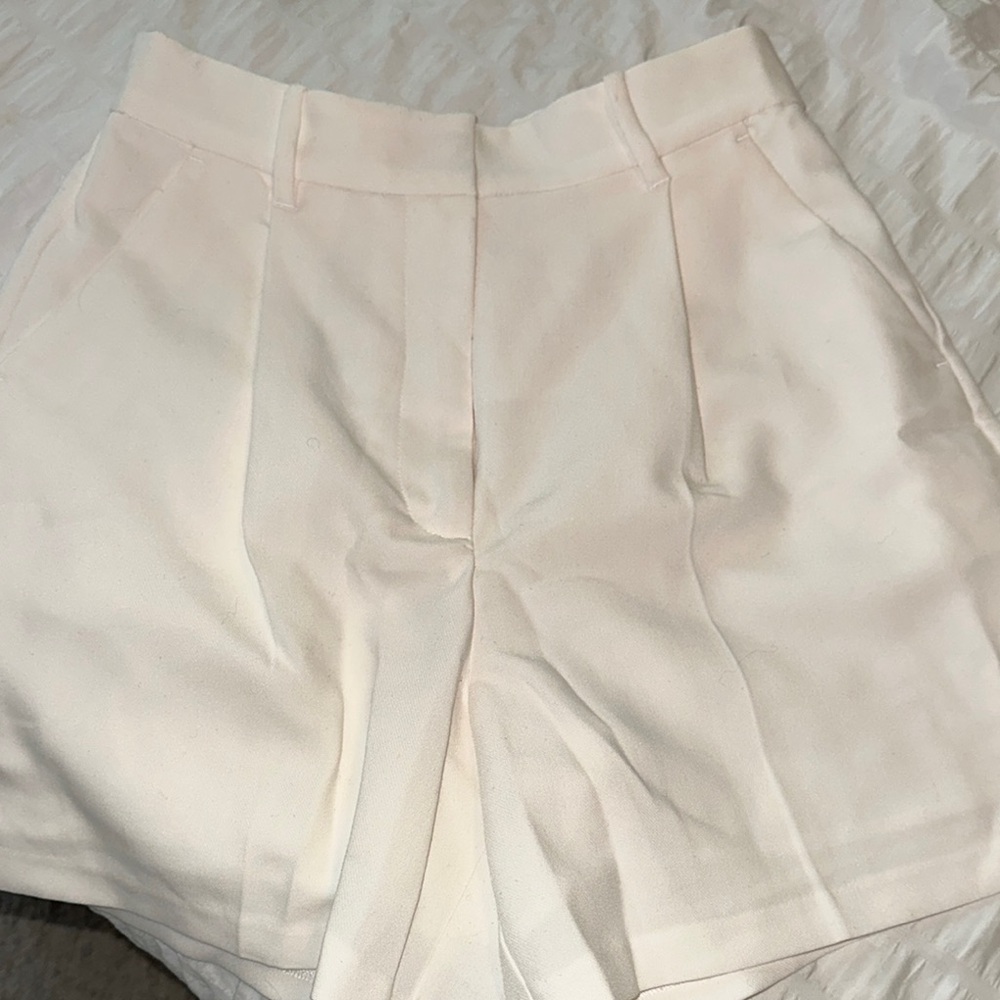 Abercrombie & Fitch Cream High Waist Dress Shorts